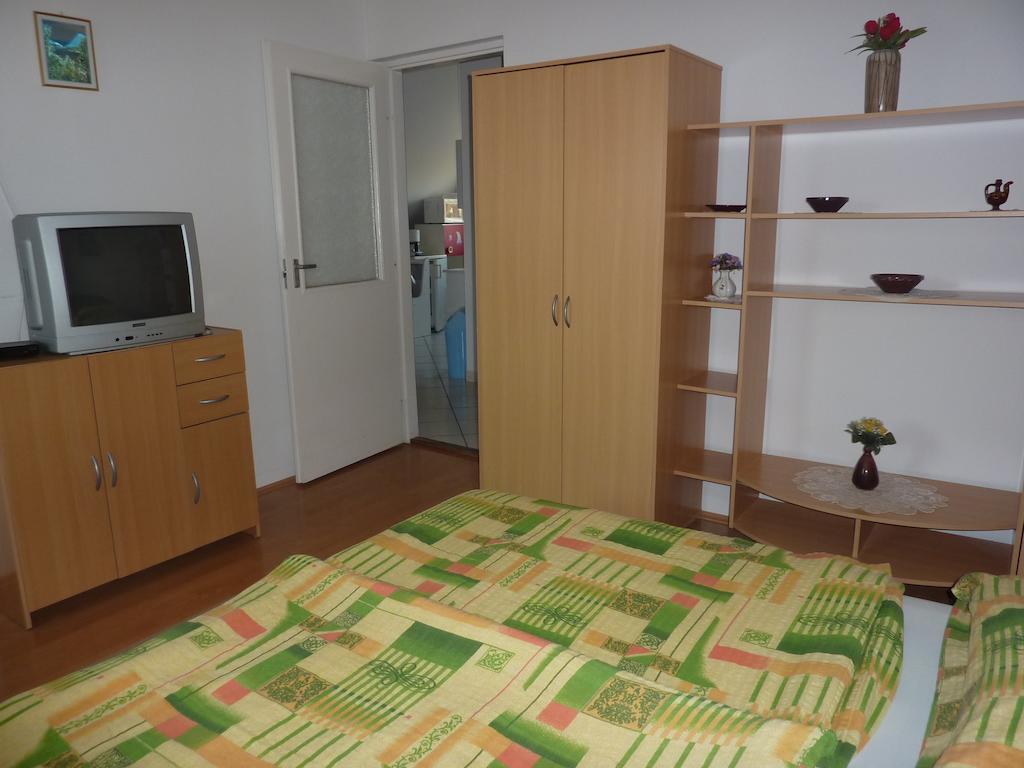 Bridgehaus Apartment บาลาตอนฟือเรด ห้อง รูปภาพ