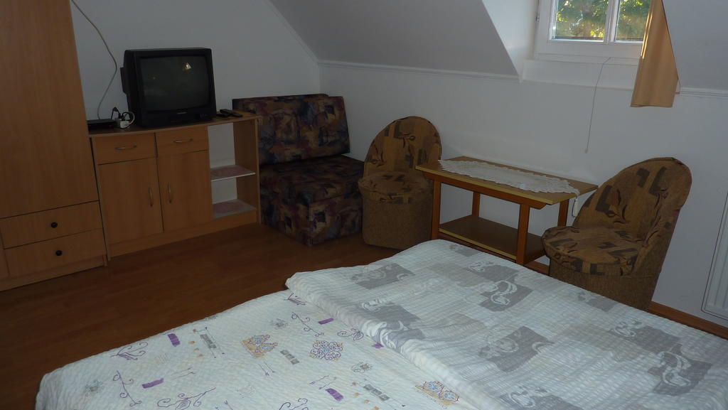 Bridgehaus Apartment บาลาตอนฟือเรด ห้อง รูปภาพ